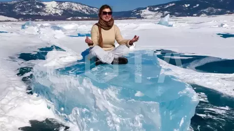 Драгоценности зимнего Байкала - фото 1