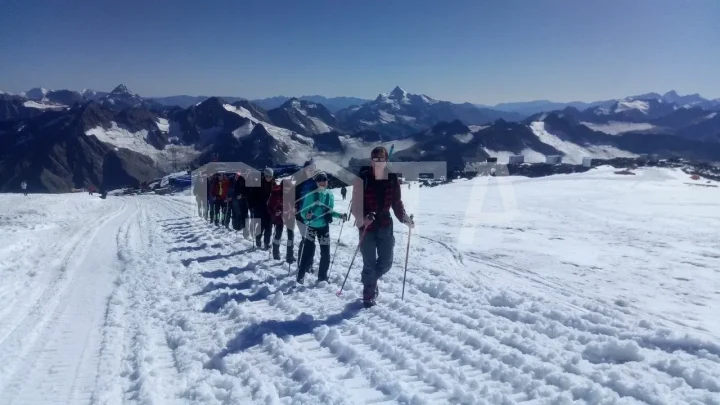 Эльбрус с юга (комфорт) - фото 14