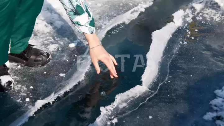 Новогодний тур по Байкалу. Первый лёд, Ольхон и Листвянка - фото 15