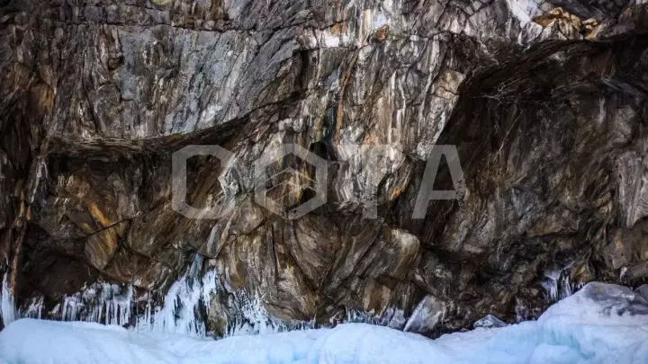 Новогодний тур по Байкалу. Первый лёд, Ольхон и Листвянка - фото 19