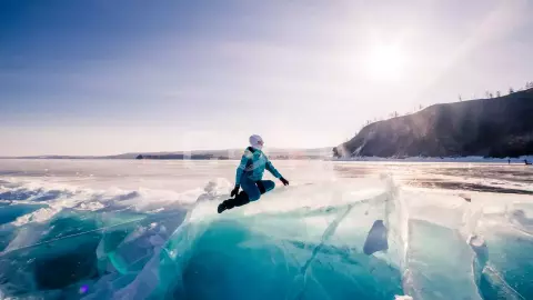Новогодний тур по Байкалу. Первый лёд, Ольхон и Листвянка - фото 1